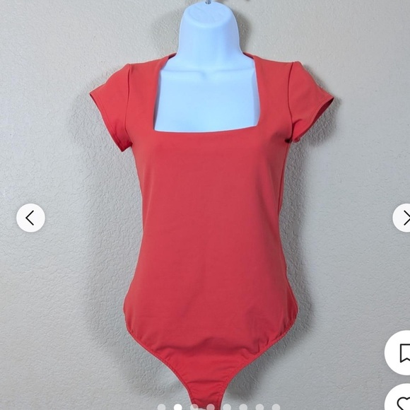 FREE PEOPLE FERRARI RED SHORT SLEEVE BODY SUIT!!! M - Picture 4 of 4